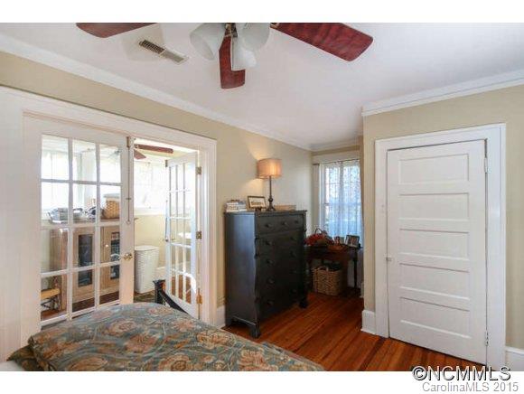 22 West Street Asheville NC 28801