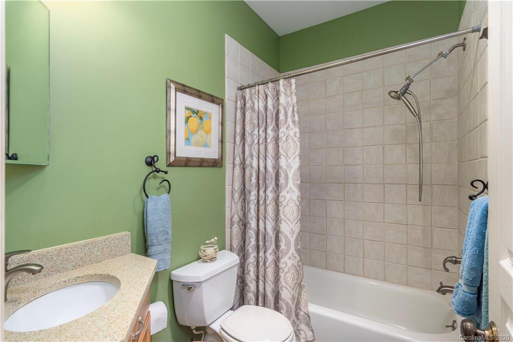 25 Emmaus Road Asheville NC 28805