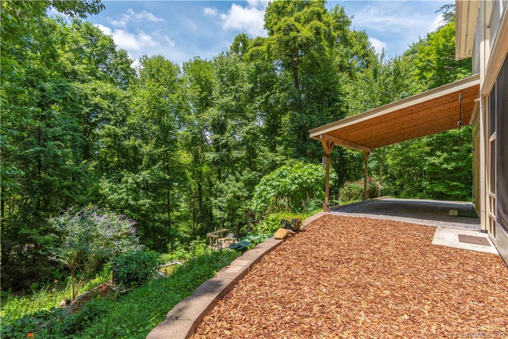 25 Emmaus Road Asheville NC 28805