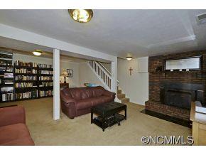 3 Hawthorne Drive Asheville NC 28805
