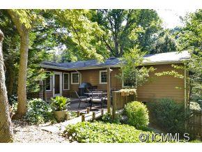 3 Hawthorne Drive Asheville NC 28805