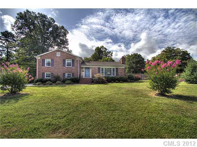 1221 Hartford Avenue Charlotte NC 28209