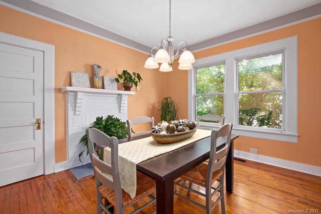 139 Edwards Avenue Swannanoa NC 28778