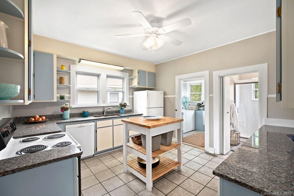 139 Edwards Avenue Swannanoa NC 28778