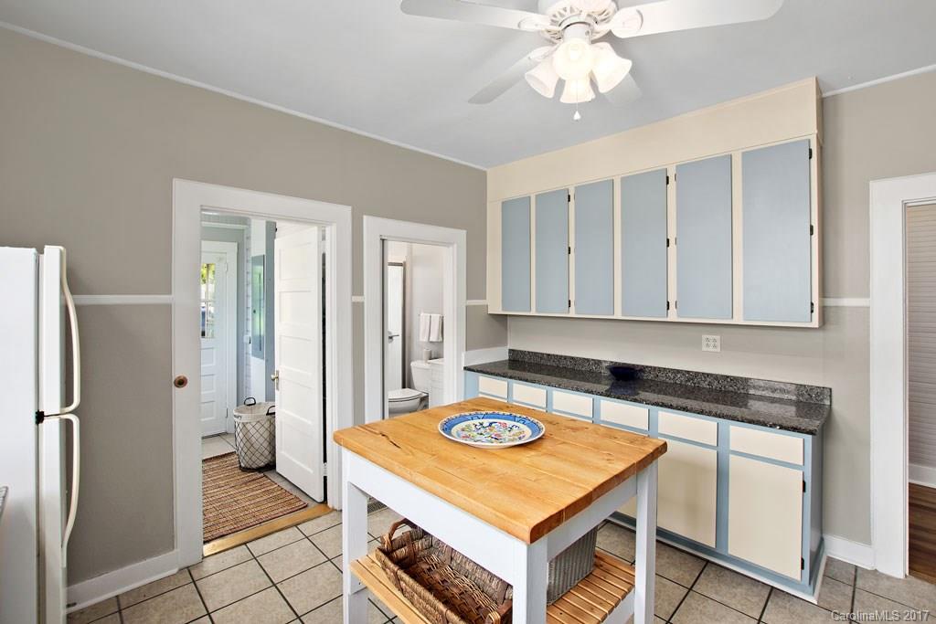 139 Edwards Avenue Swannanoa NC 28778