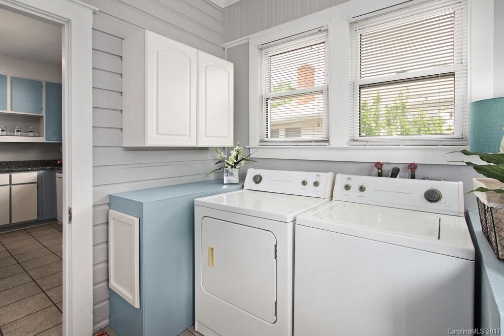139 Edwards Avenue Swannanoa NC 28778