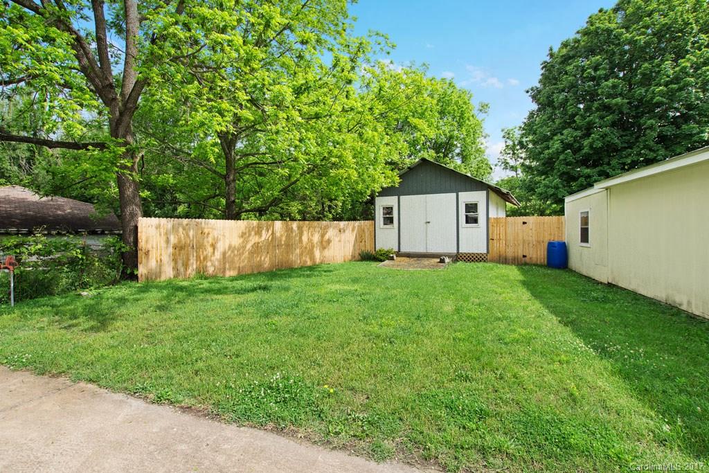 139 Edwards Avenue Swannanoa NC 28778