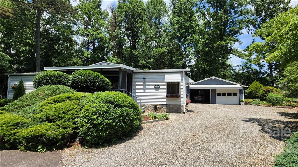 5 Lost Forest Drive Candler NC 28715
