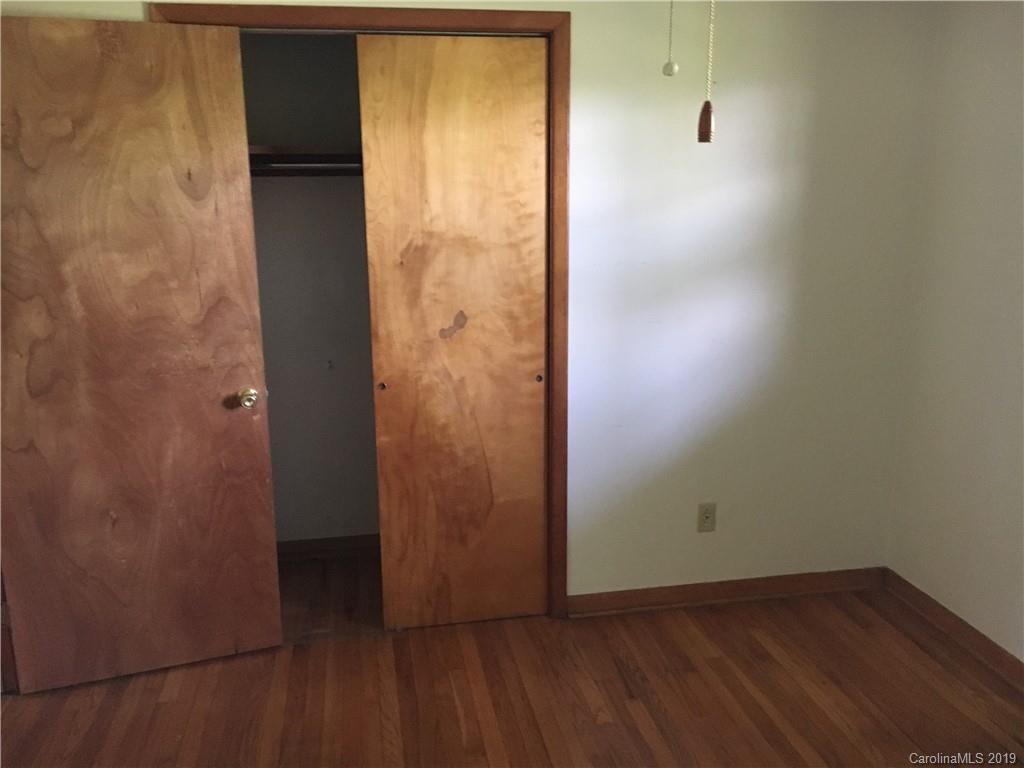 56 Wiley Drive Asheville NC 28804