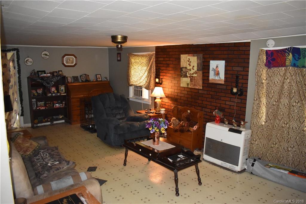 77 Muse Street Waynesville NC 28786