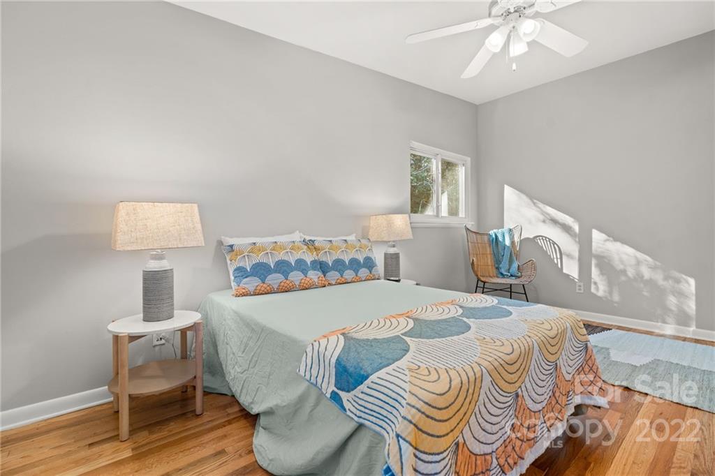 23 Valle Vista Drive Asheville NC 28804