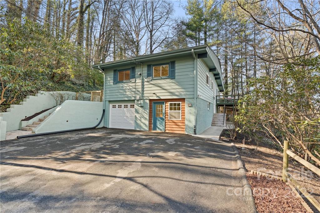 23 Valle Vista Drive Asheville NC 28804