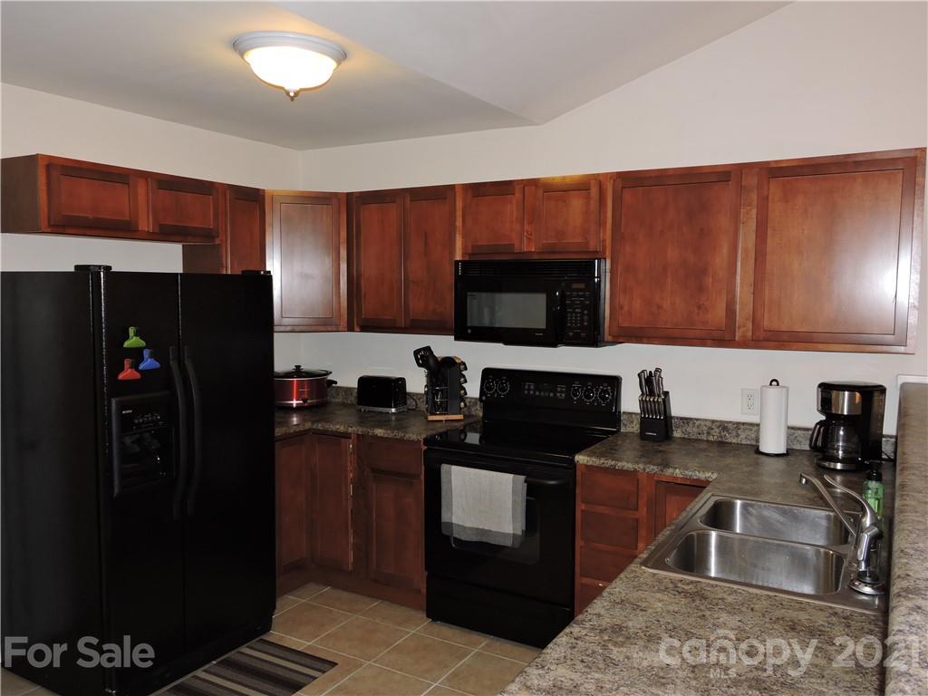51 Woodcreek Circle Swannanoa NC 28778