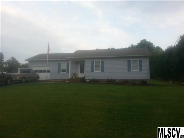 2447 Country Acres Circle Newton NC 28658