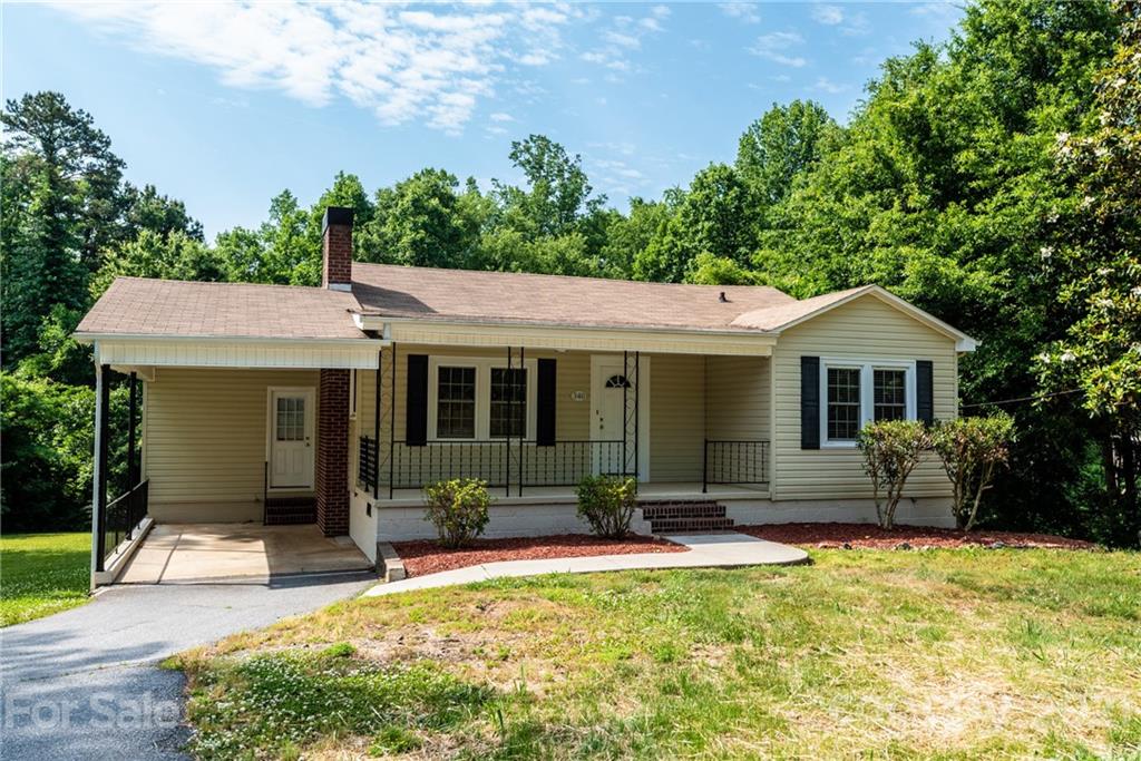 340 23rd Avenue Place NE Hickory NC 28601