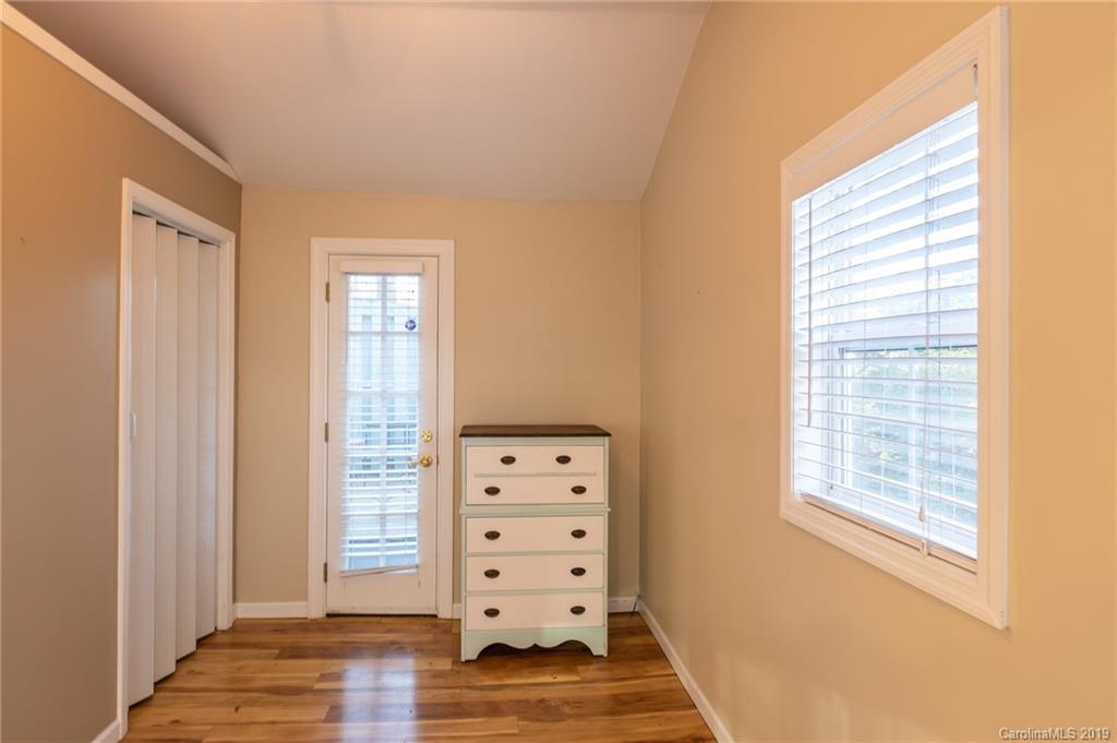 24 Rhododendron Drive Asheville NC 28805