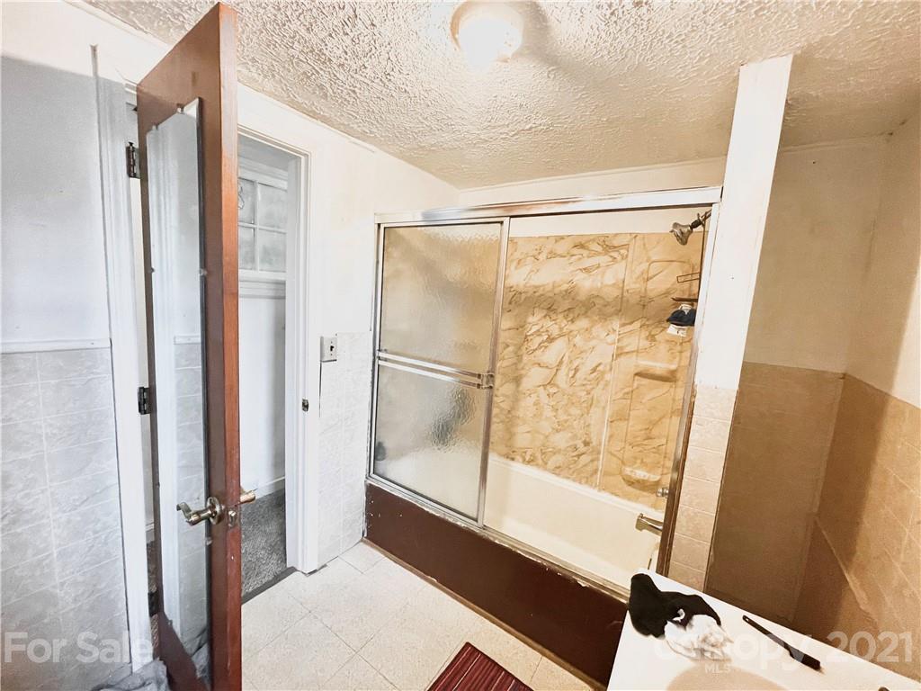 40 Holland Street Asheville NC 28801