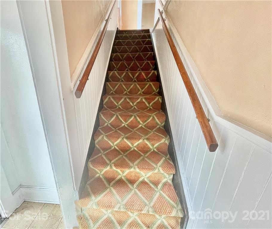 40 Holland Street Asheville NC 28801