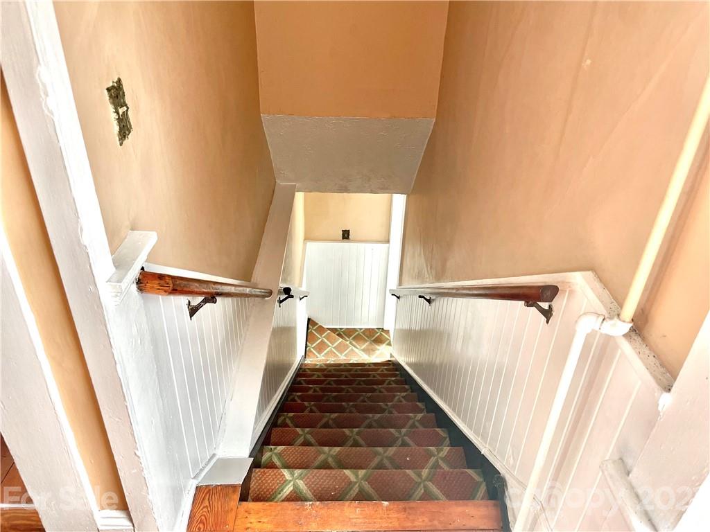 40 Holland Street Asheville NC 28801