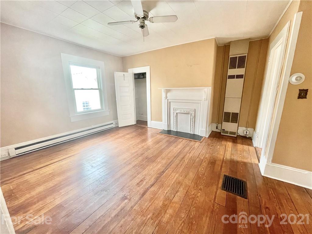 40 Holland Street Asheville NC 28801