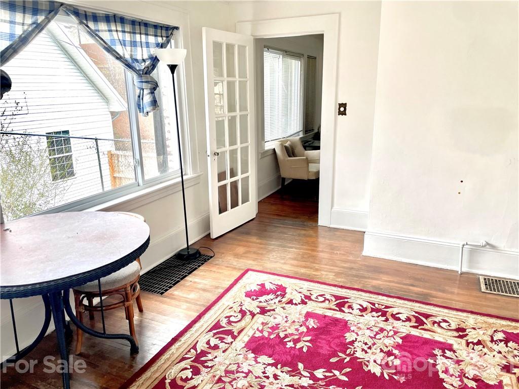 40 Holland Street Asheville NC 28801