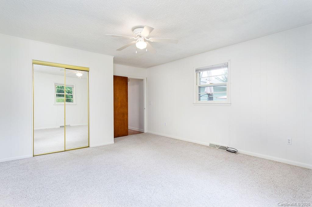 51 Russell Street Asheville NC 28806