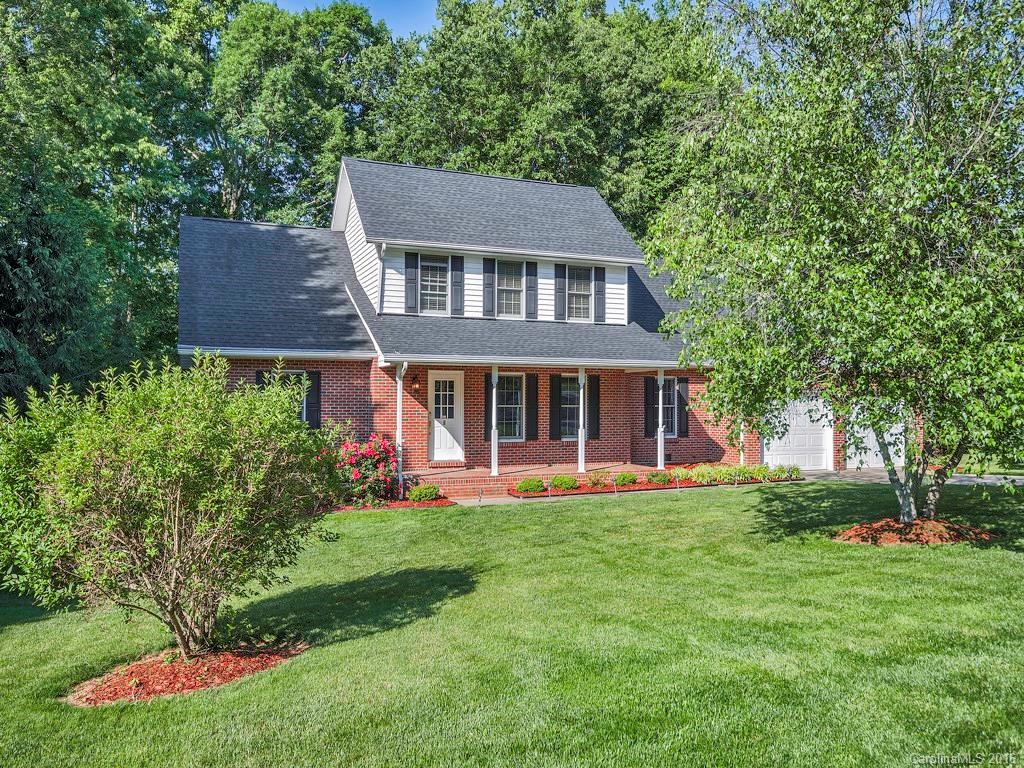 2 Cambridge Drive Candler NC 28715