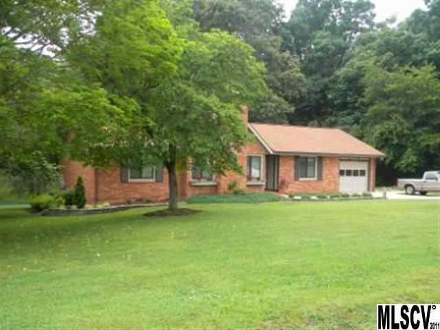 1373 Schumann Lane Hickory NC 28602