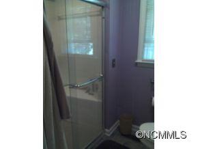 3 W Chapel Circle Asheville NC 28803