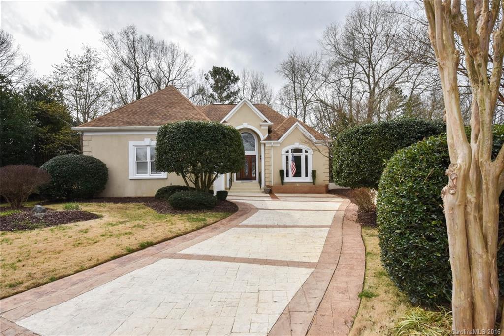 7011 Golden Rain Court Charlotte NC 28277