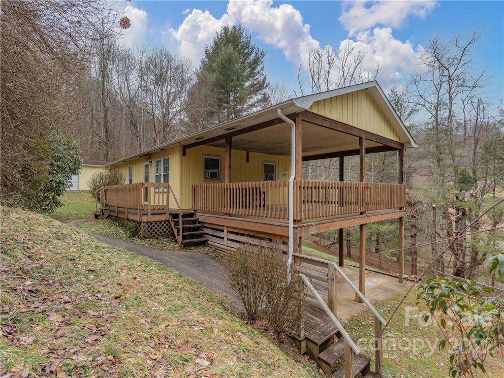 22 Garnet Drive Canton NC 28716