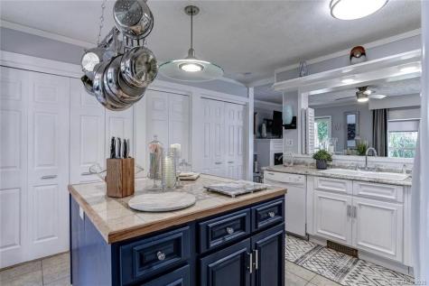 11 Guinevere Court Asheville NC 28806