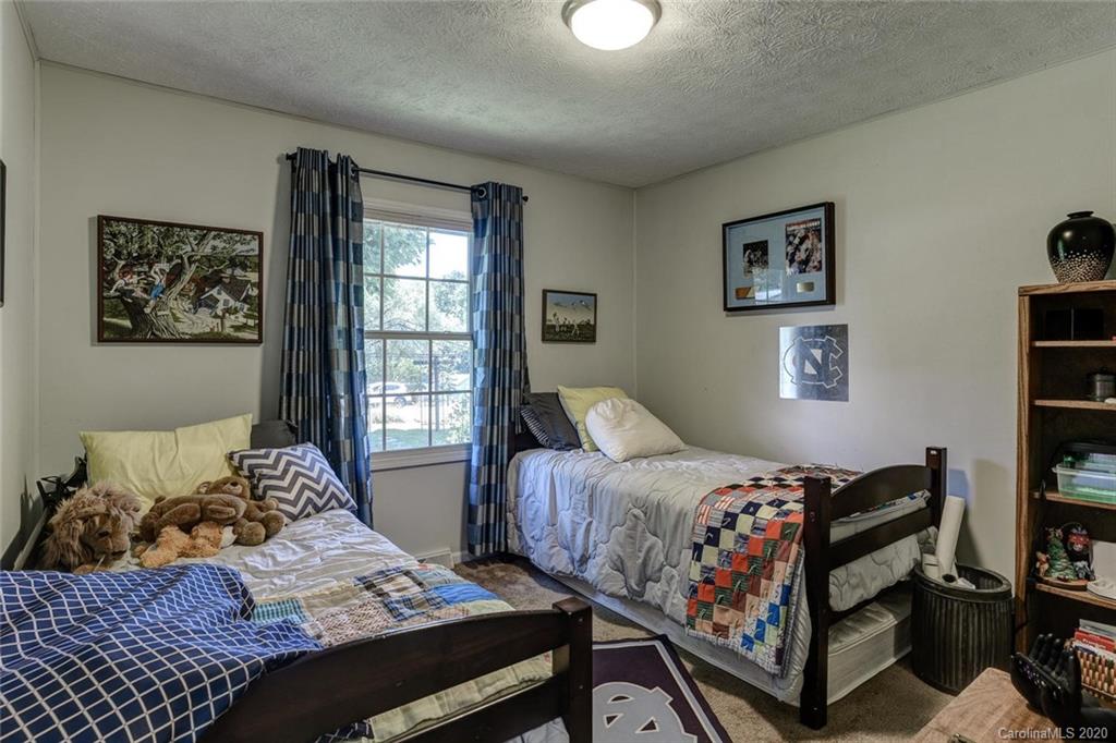 11 Guinevere Court Asheville NC 28806