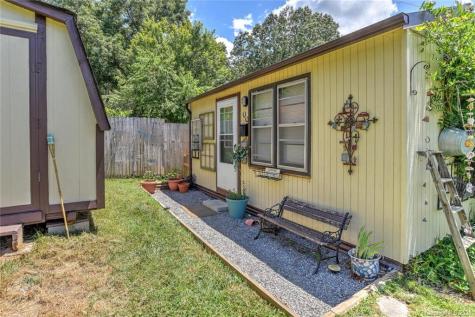 11 Guinevere Court Asheville NC 28806
