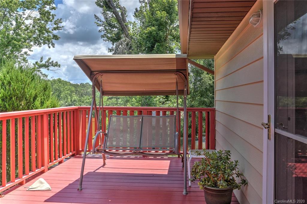 11 Guinevere Court Asheville NC 28806
