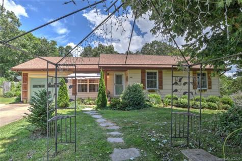 11 Guinevere Court Asheville NC 28806