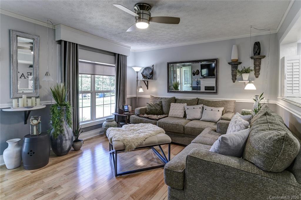 11 Guinevere Court Asheville NC 28806