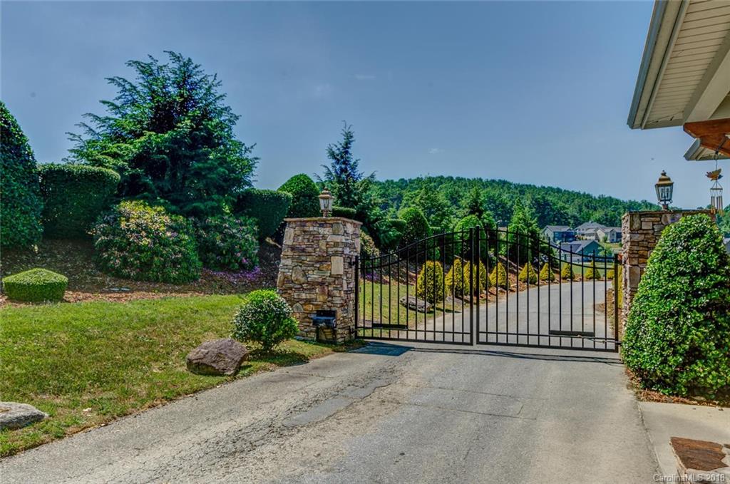 86 Copper Crest Circle Hendersonville NC 28792