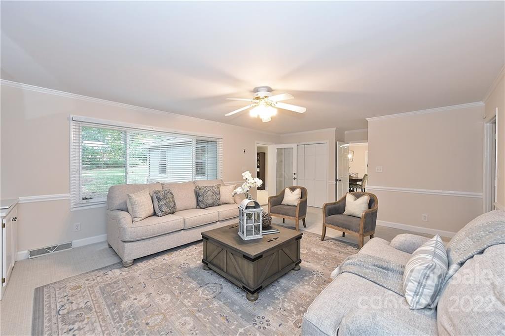 3211 Chaucer Drive Charlotte NC 28210