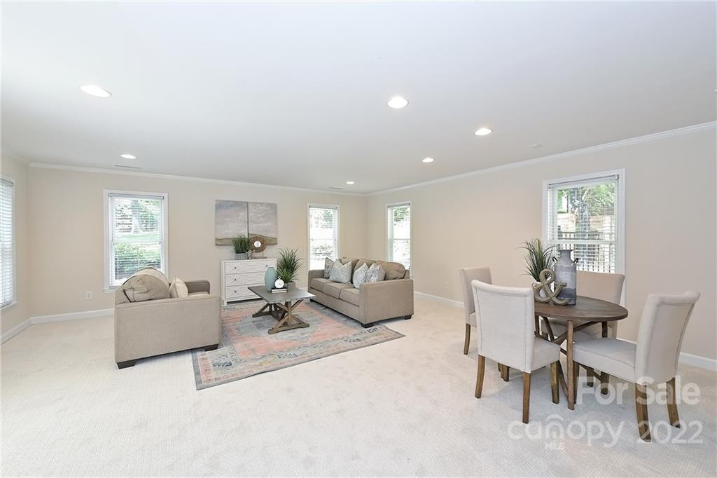 3211 Chaucer Drive Charlotte NC 28210