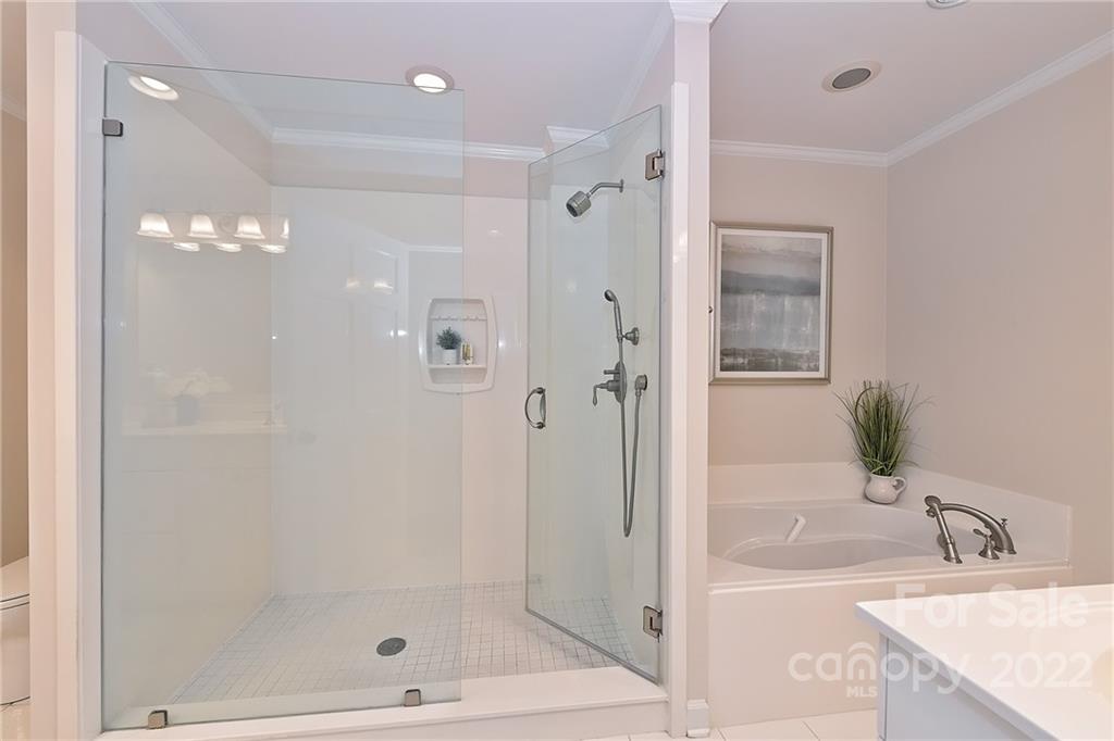 3211 Chaucer Drive Charlotte NC 28210