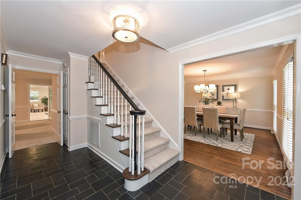 3211 Chaucer Drive Charlotte NC 28210