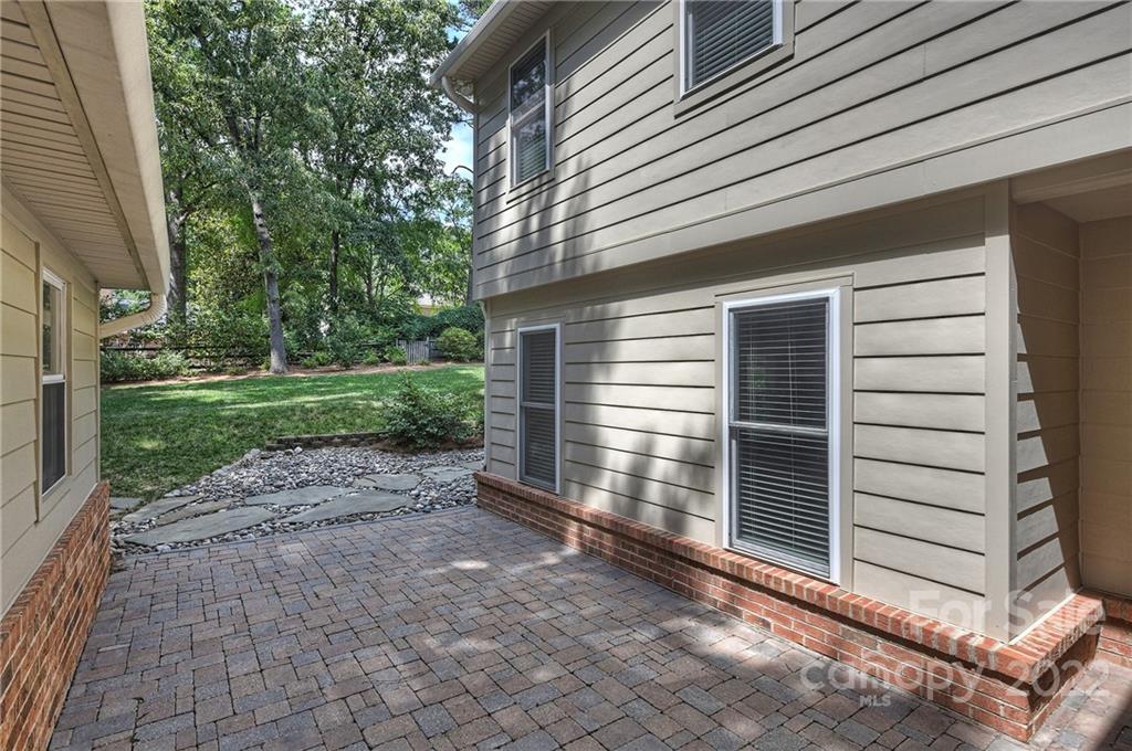 3211 Chaucer Drive Charlotte NC 28210