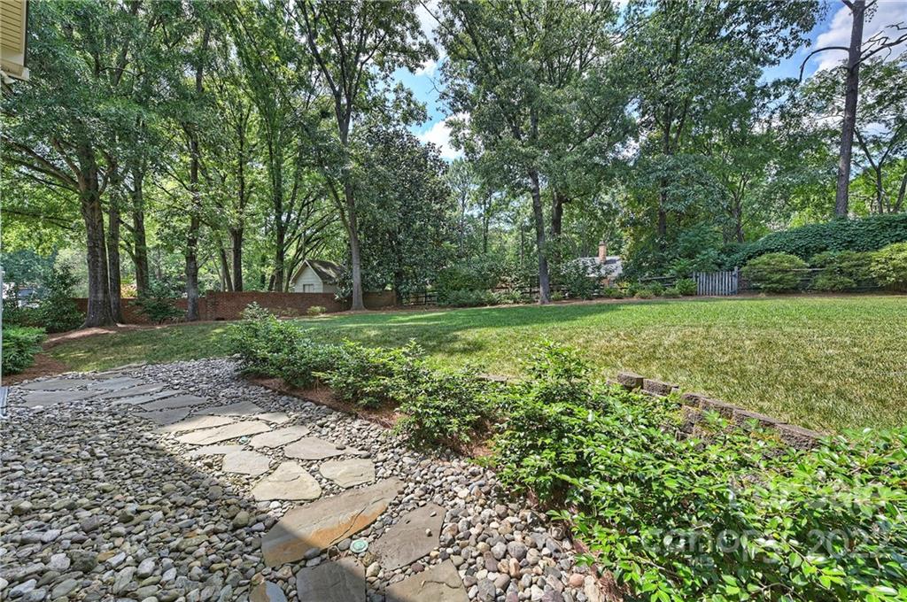 3211 Chaucer Drive Charlotte NC 28210