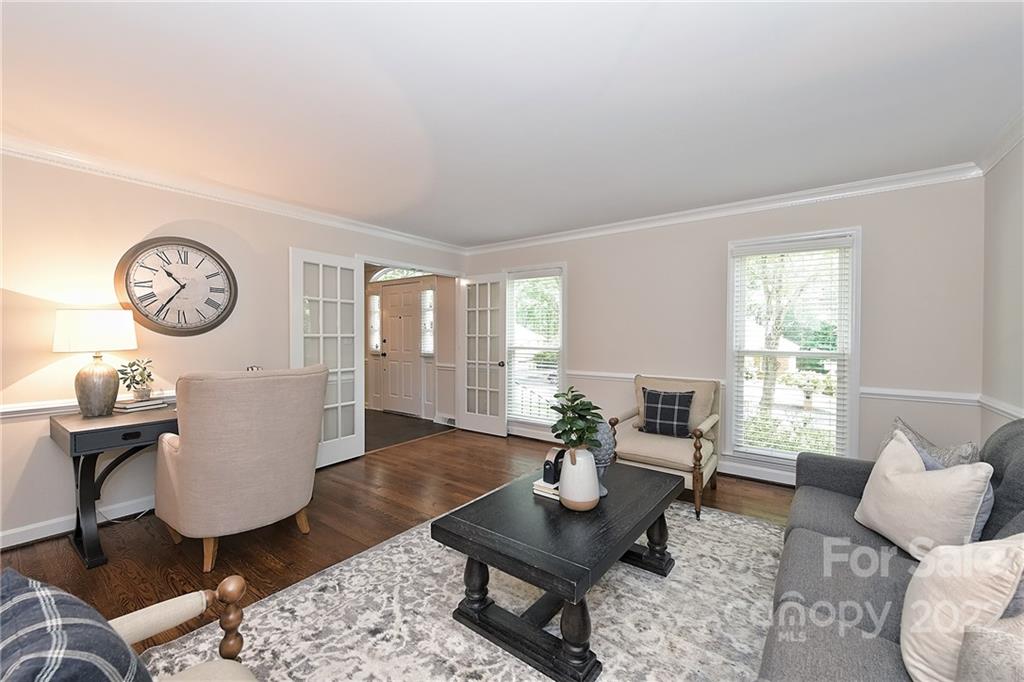 3211 Chaucer Drive Charlotte NC 28210