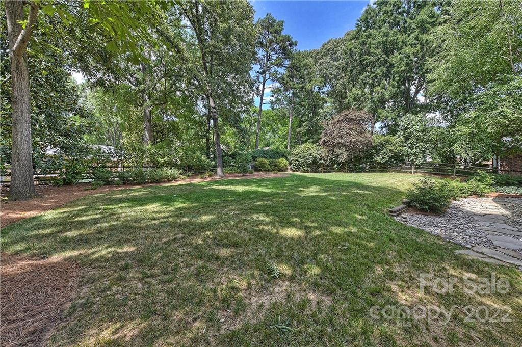 3211 Chaucer Drive Charlotte NC 28210