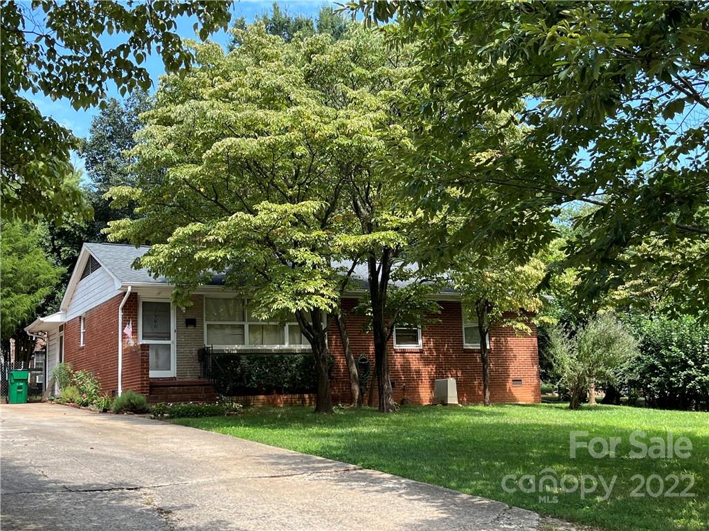 1500 Hartford Avenue Charlotte NC 28209