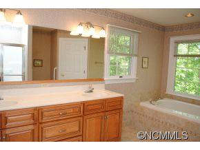 26 Spring Cove Court Arden NC 28704