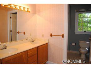 26 Spring Cove Court Arden NC 28704