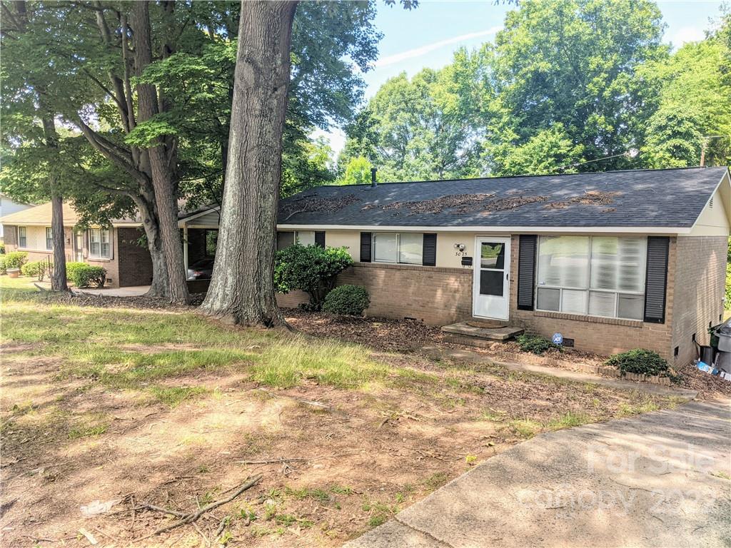 3025 Cricketeer Drive Charlotte NC 28216